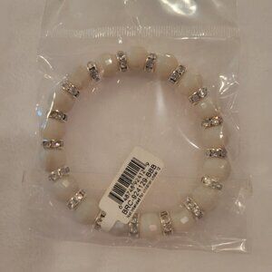 New with Tags Cream Beads, Crystal and Gold Toned Stretch Bracelet
